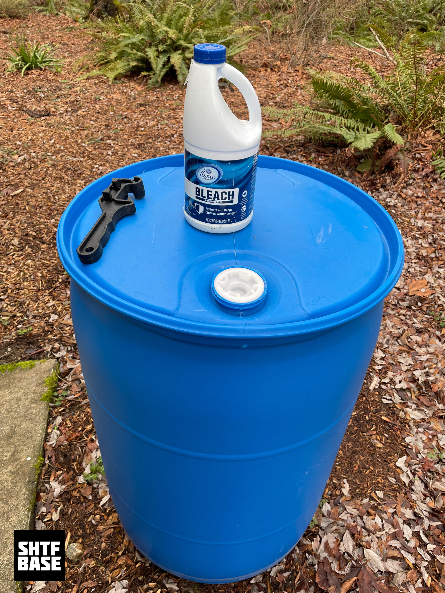 barrel, plastic, blue, water