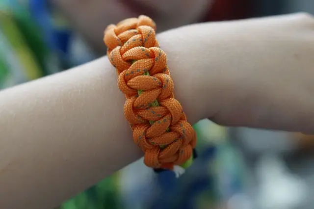 bracelet, braided nylon strands, braided bracelet, the best diy paracord bracelet patterns